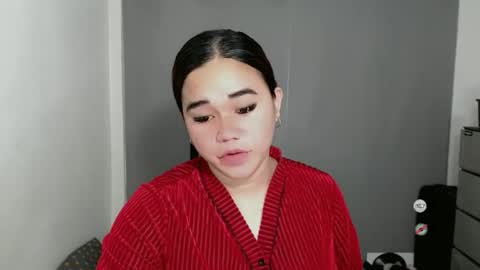 Snapshot of scarletvamp chatting on May 2026 01:47:02 AM scarletvamp online show from May 2026 01:47:02 AM