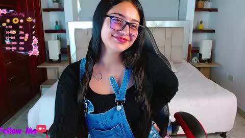 scarllet online show from January 2025 12:15:02 PM