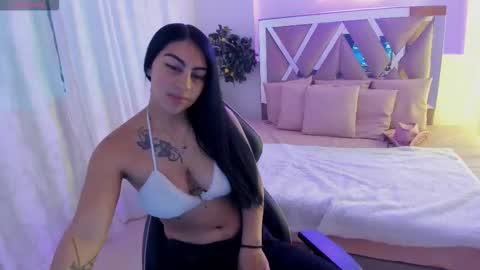 Snapshot of sccarlet_tay chatting on September 2025 11:42:01 AM SCCARLET online show from September 2025 11:42:01 AM