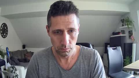 Dildomen online show from March 2026 12:20:01 PM