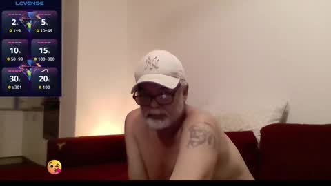 Snapshot of schooner73 chatting on October 2025 11:39:02 AM Schooner73 online show from October 2025 11:39:02 AM