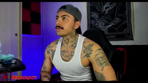 Alejandro help me to reach 200 thumps up online show from November 2025 07:40:01 AM