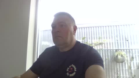 Scoobs online show from November 2025 04:14:02 AM