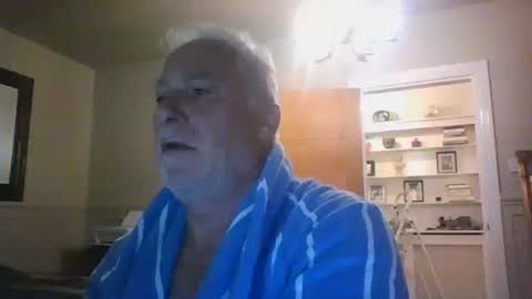 Snapshot of scoti55 chatting on April 2026 08:33:02 PM scoti55 online show from April 2026 08:33:02 PM