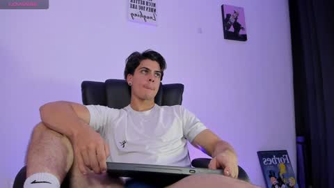 Snapshot of scott_delta chatting on January 2025 12:24:01 AM scott_delta online show from January 2025 12:24:01 AM