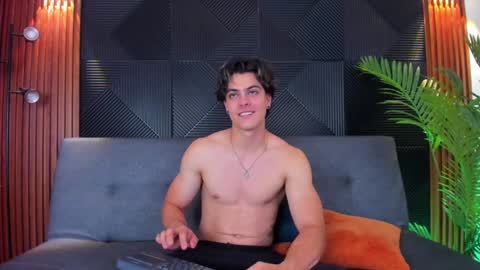 Snapshot of scott_delta chatting on February 2025 08:28:01 PM scott_delta online show from February 2025 08:28:01 PM