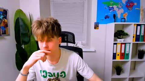 Scott online show from January 2026 05:27:01 PM