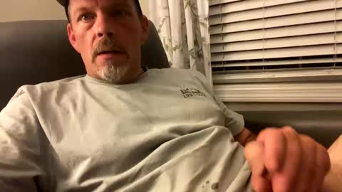 scottj603603 online show from October 2025 10:52:01 PM