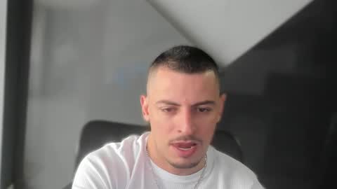 Ricardo online show from October 2025 03:32:01 PM