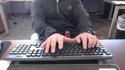 Snapshot of scsnake2 chatting on December 2024 07:32:01 PM ScSnake online show from December 2024 07:32:01 PM
