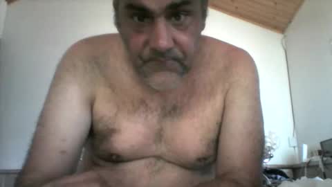 scubi007 online show from September 2025 11:37:02 AM