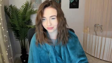 Kate online show from February 2025 01:22:01 AM