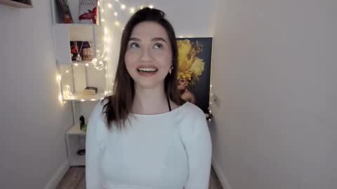 Kate online show from March 2025 11:22:02 AM