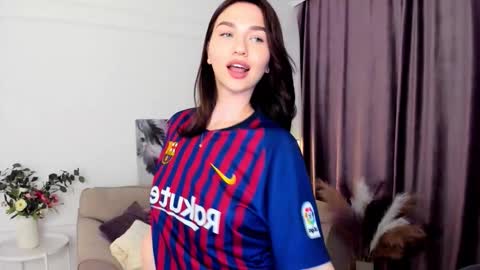 Kate online show from September 2025 08:11:02 PM