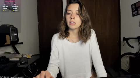 Aria Independent model online show from September 2025 01:31:02 AM