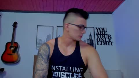 Sean Carrera online show from December 2024 04:09:02 PM