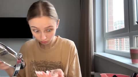 Snapshot of seasonhamiss chatting on March 2026 12:11:01 PM Kate online show from March 2026 12:11:01 PM