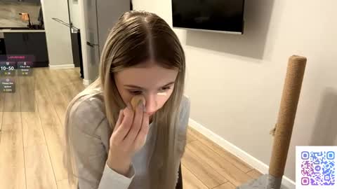 Kate online show from April 2026 07:49:01 PM