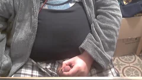 Snapshot of seathrough chatting on February 2025 11:47:02 PM Falco J online show from February 2025 11:47:02 PM