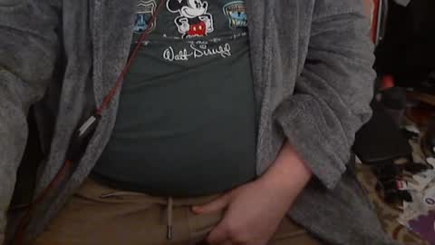 Snapshot of seathrough chatting on November 2025 11:16:02 PM Falco J online show from November 2025 11:16:02 PM