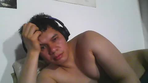 Snapshot of seb5759 chatting on May 2026 12:19:01 AM seb5759 online show from May 2026 12:19:01 AM