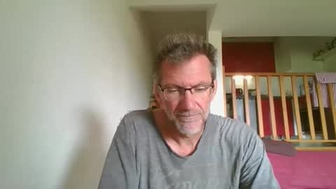 Snapshot of seb846894 chatting on May 2026 10:22:01 AM seb846894 online show from May 2026 10:22:01 AM
