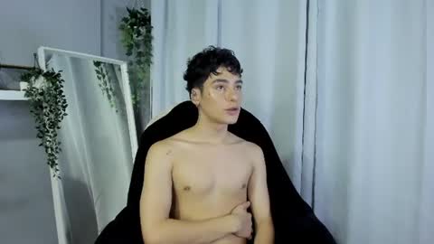 Snapshot of sebas_rosse chatting on July 2026 10:57:02 PM sebastian online show from July 2026 10:57:02 PM
