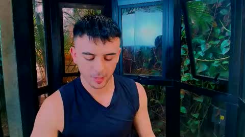 SebasRoman online show from September 2025 07:58:02 PM