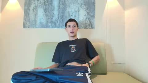 sebass_r online show from January 2026 01:14:01 PM