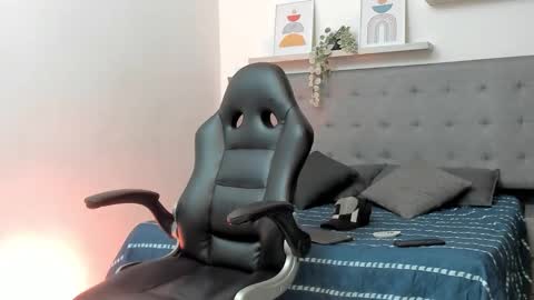 Snapshot of sebastamayo_ chatting on February 2026 07:18:01 AM SEBAS online show from February 2026 07:18:01 AM