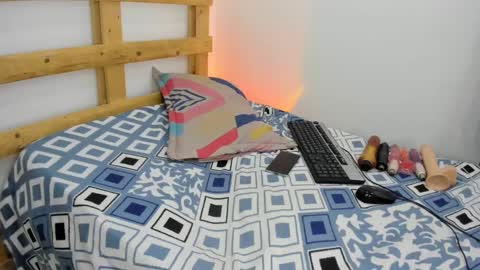 Snapshot of sebastian_0422 chatting on September 2025 02:43:02 PM sebastian 0422 online show from September 2025 02:43:02 PM