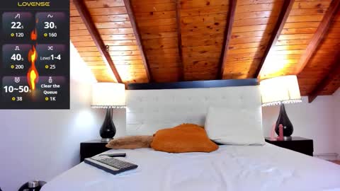 Sebastian Berne online show from October 2025 07:20:02 PM