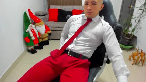 juan  sebastian online show from December 2024 01:17:02 PM