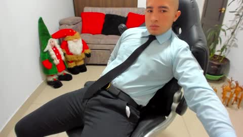 juan  sebastian online show from December 2024 03:35:01 PM