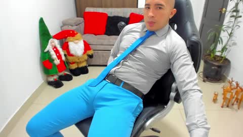 juan  sebastian online show from January 2025 03:51:02 PM