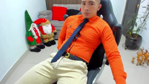 juan  sebastian online show from January 2025 12:20:01 PM