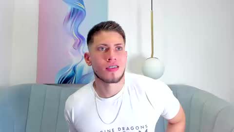  Sebastian  online show from October 2025 05:03:01 PM