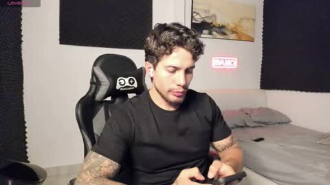 Lucian Sinclair online show from January 2026 02:47:01 AM