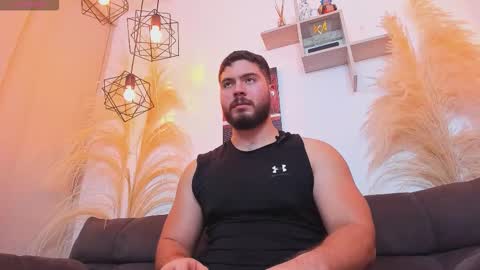 Instagram jeanpaulfit  online show from March 2026 10:05:02 PM
