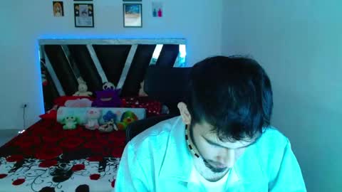 Snapshot of sebasxxl12 chatting on May 2026 10:27:01 PM Sebas online show from May 2026 10:27:01 PM