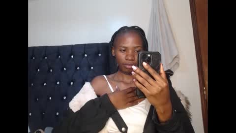 Snapshot of sebatrishaa chatting on November 2025 11:45:01 AM sebatrishaa online show from November 2025 11:45:01 AM