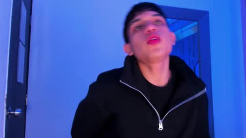 Sebastian online show from March 2026 04:01:02 AM