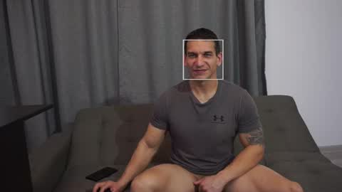 Lucian online show from February 2025 07:21:01 PM