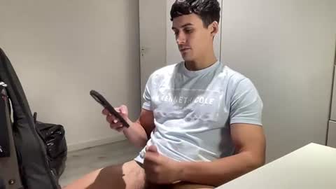 Snapshot of sebybeba chatting on June 2026 12:56:02 AM sebybeba online show from June 2026 12:56:02 AM