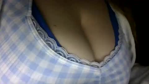 Sunny online show from November 2025 01:54:02 PM