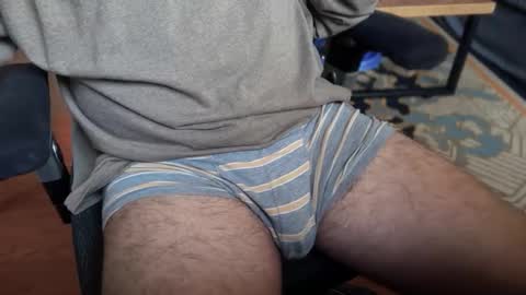 Snapshot of secret_neighbor_ chatting on November 2025 03:01:02 PM secret_neighbor_ online show from November 2025 03:01:02 PM