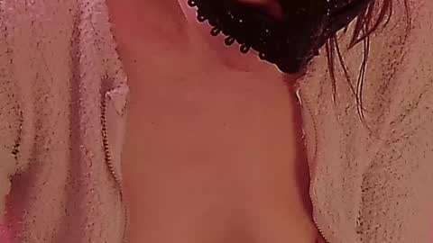 Anni online show from March 2025 08:43:01 AM