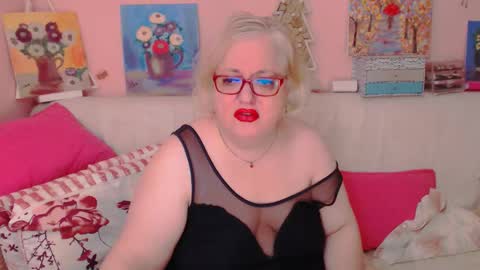 Snapshot of secretloverbbw chatting on October 2025 08:32:01 PM Alice online show from October 2025 08:32:01 PM