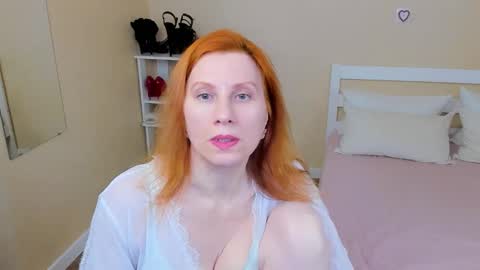 seductive_foxy_ online show from March 2026 03:38:01 PM