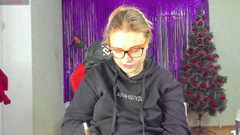 seductive_she_wolf online show from December 2024 11:56:02 AM